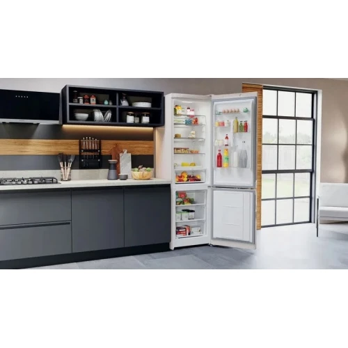 Холодильник Hotpoint-Ariston HTS 7200 M O3