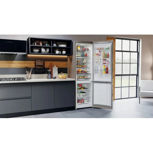 Холодильник Hotpoint-Ariston HTS 9202I BZ O3