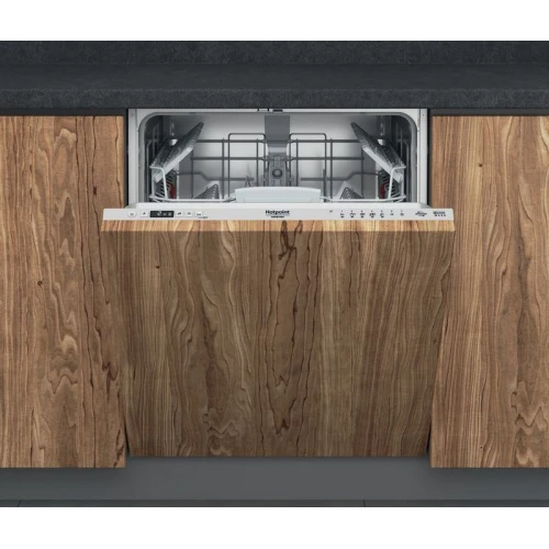 Посудомоечная машина Hotpoint-Ariston HI 5030 WEF