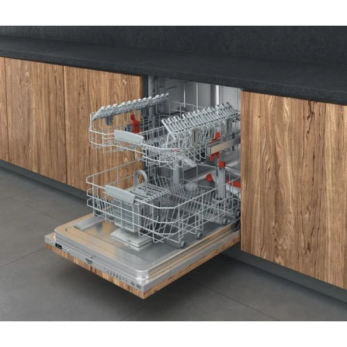 Посудомоечная машина Hotpoint-Ariston HI 5030 WEF