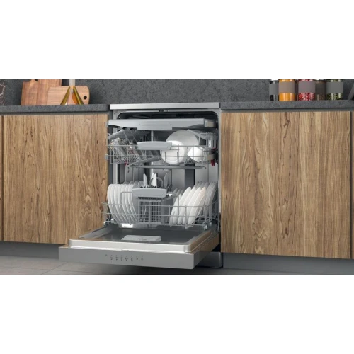 Посудомоечная машина Hotpoint-Ariston HFC 3C26 F X