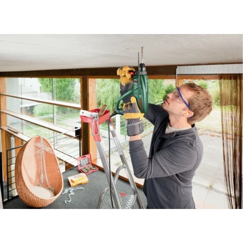 Перфоратор Bosch PBH 2100 RE