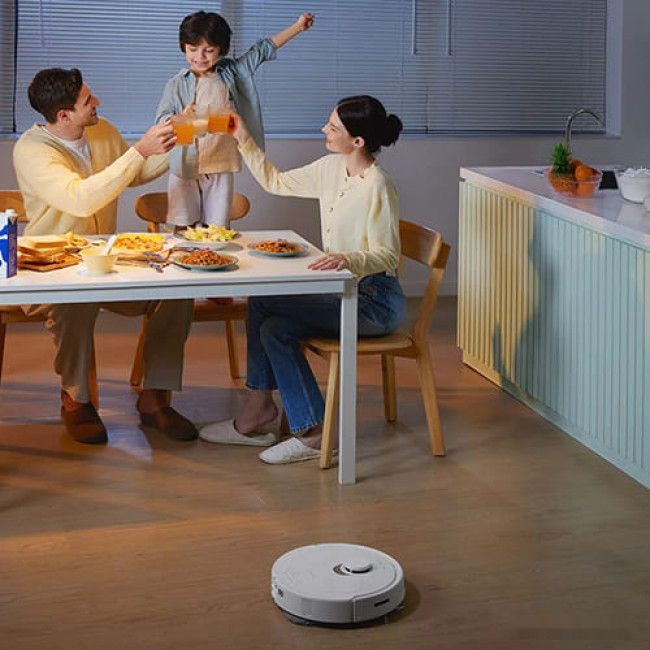 Робот-пылесос Roborock Q Revo (русская версия, белый)